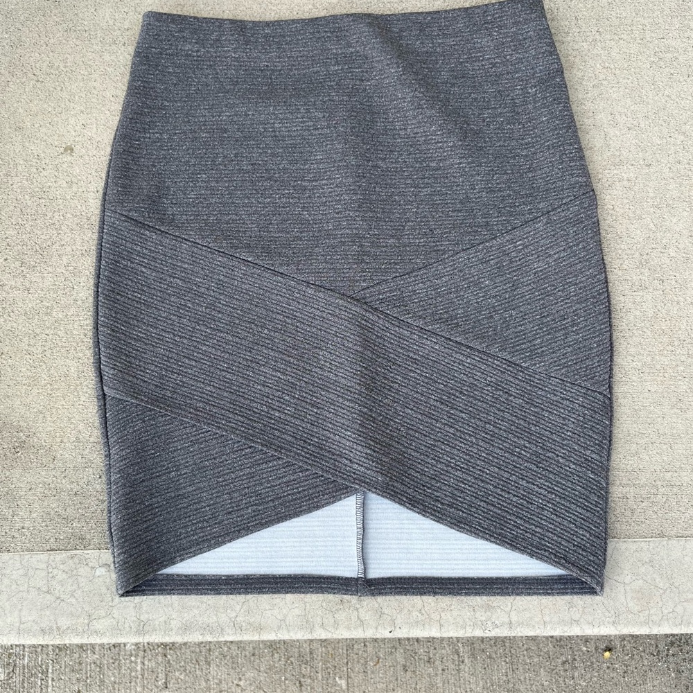 Joe Benbasset- Gray Pencil Skirt